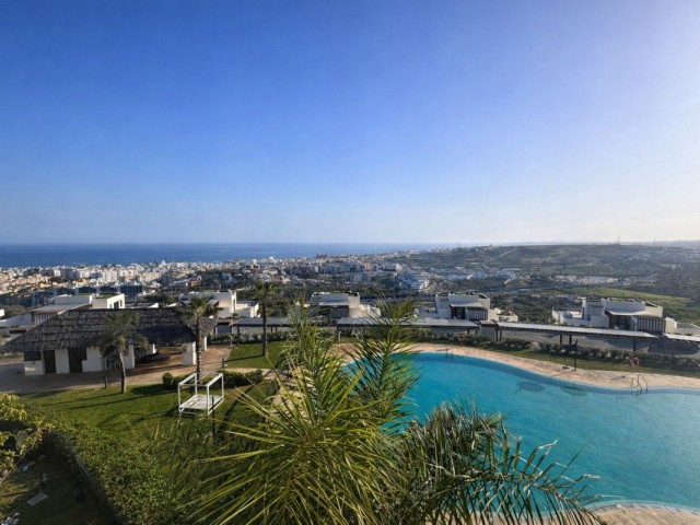 2 Bedrooms Apartment in Estepona