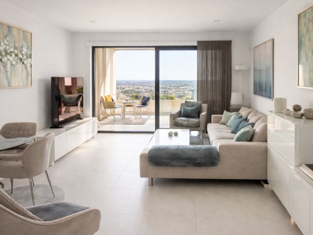 2 Bedrooms Apartment in Estepona