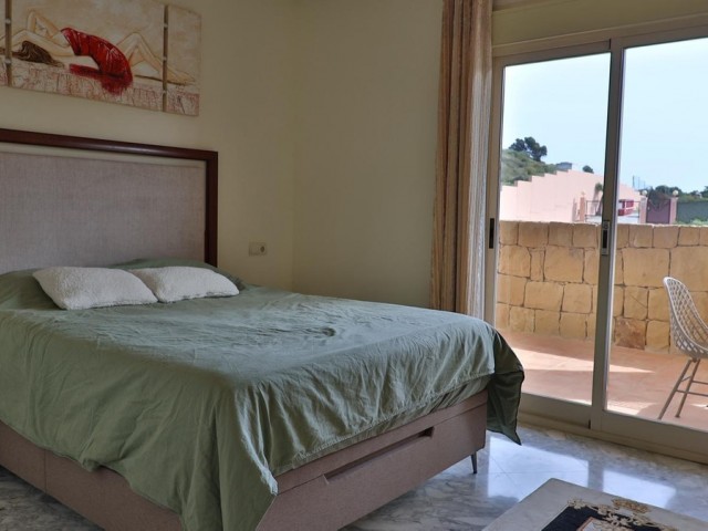 Apartamento con 3 Dormitorios  en Mijas