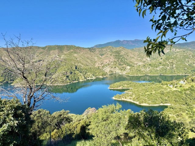 Villa avec 2 Chambres  à Istán