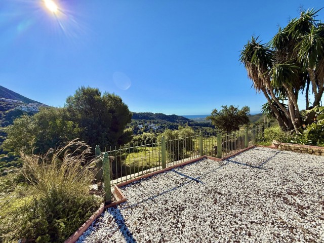 Villa avec 2 Chambres  à Istán