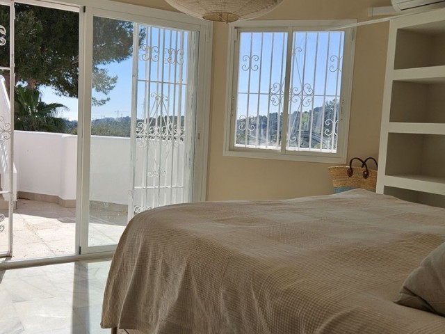 2 Schlafzimmer Reihenhaus in Calahonda