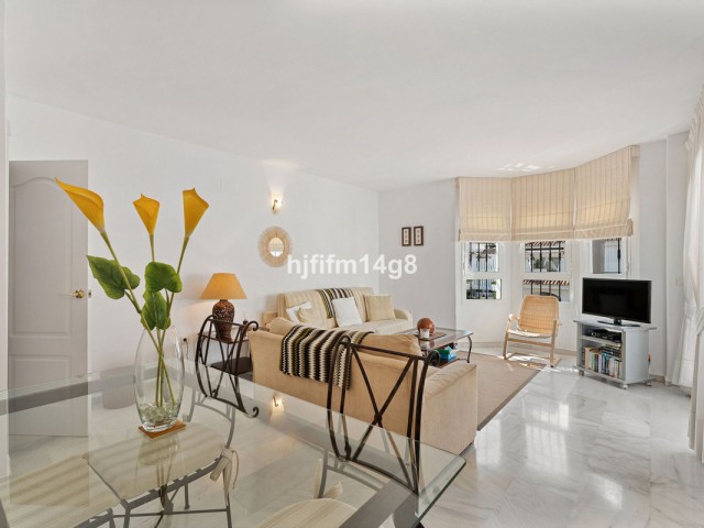 Kattohuoneisto, Nueva Andalucia, R5343694