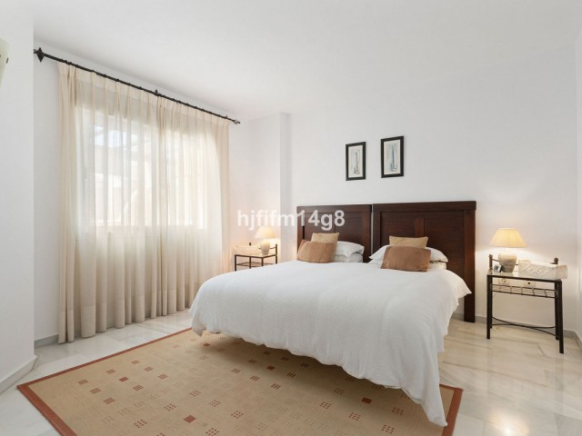 Kattohuoneisto Nueva Andalucía