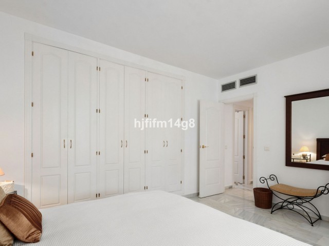 Kattohuoneisto Nueva Andalucía