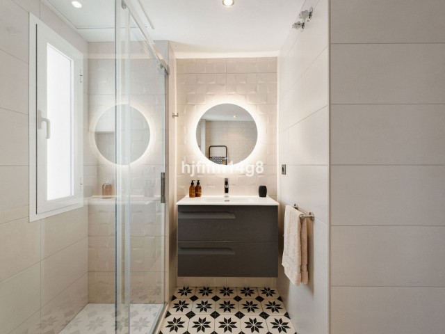 Kattohuoneisto Nueva Andalucía