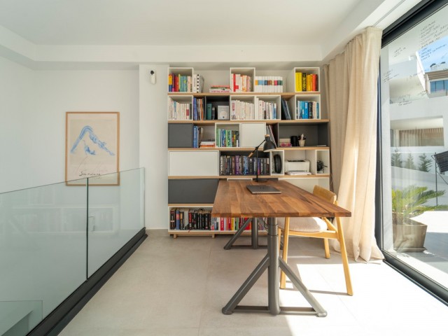 3 Bedrooms Apartment in Marbella