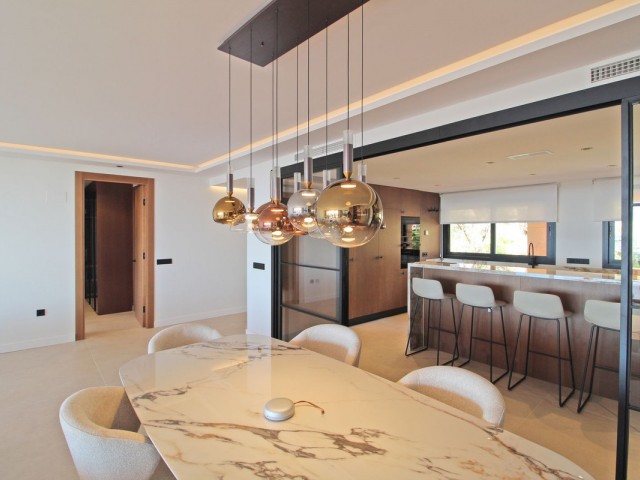 3 Bedrooms Apartment in Nueva Andalucía