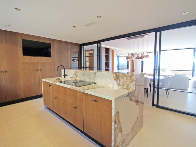 3 Bedrooms Apartment in Nueva Andalucía