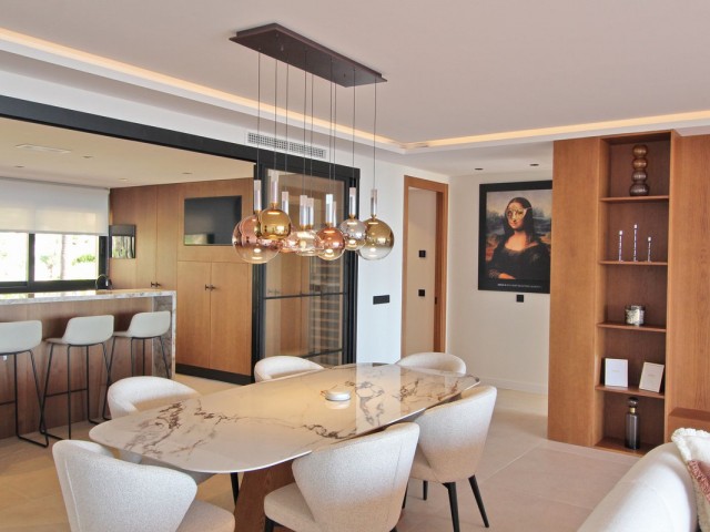 3 Bedrooms Apartment in Nueva Andalucía