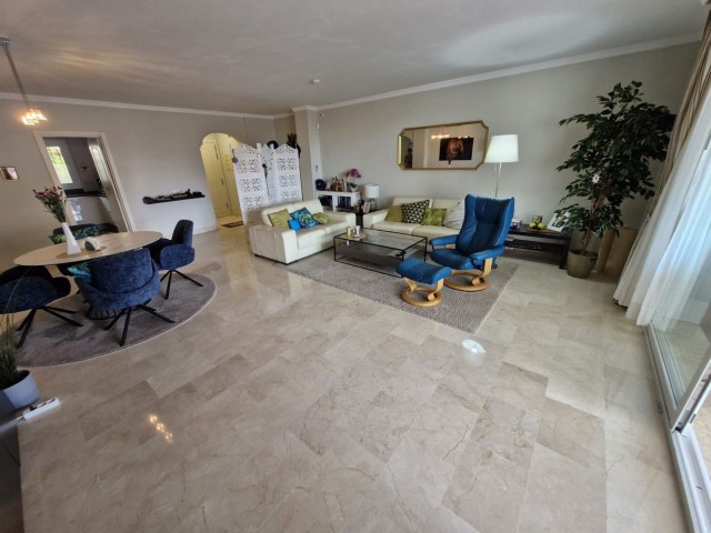 2 Schlafzimmer Apartment in Calahonda