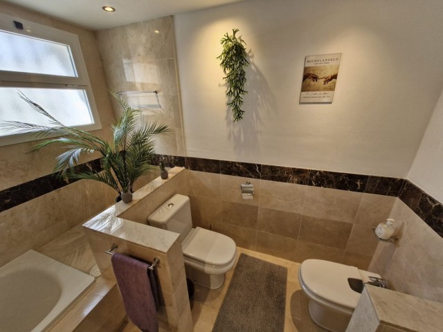 2 Schlafzimmer Apartment in Calahonda