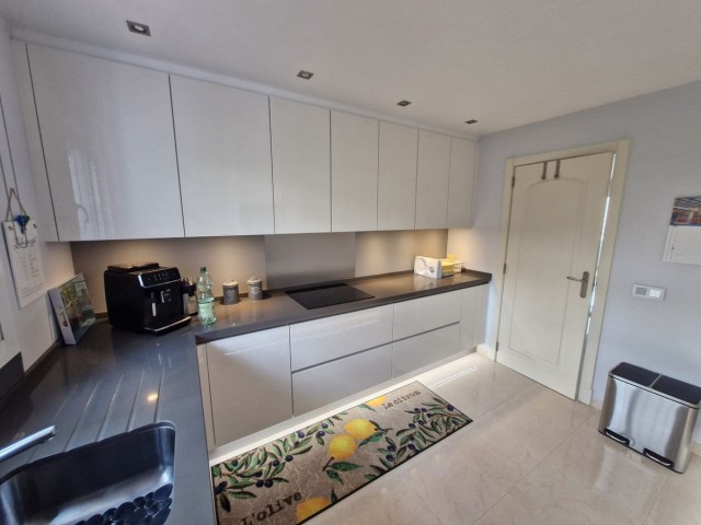 2 Schlafzimmer Apartment in Calahonda