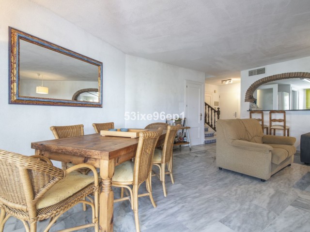 3 Bedrooms Townhouse in Estepona