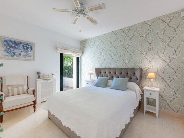 2 Bedrooms Apartment in Benahavís