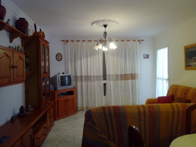 3 Bedrooms Apartment in Estepona