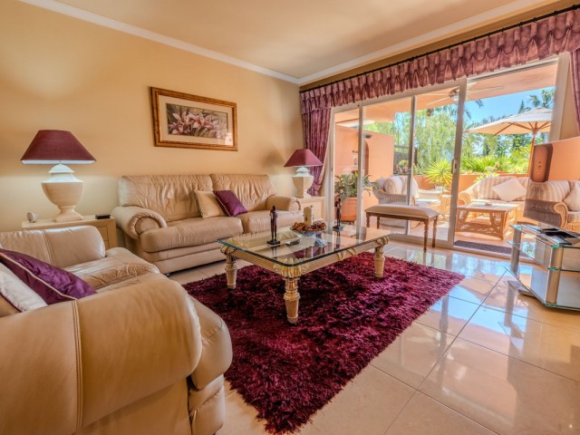 2 Bedrooms Apartment in Puerto Banús