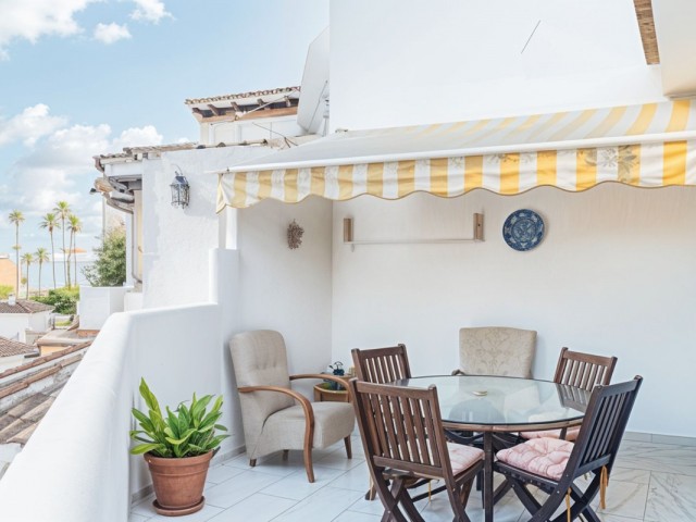 Penthouse in Elviria