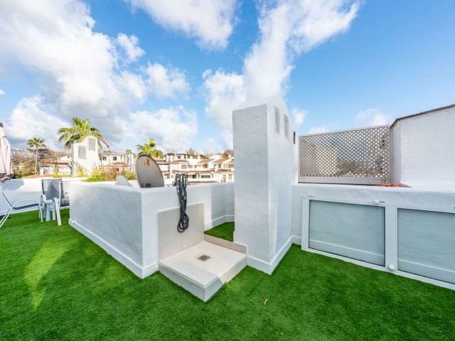 Penthouse in Elviria