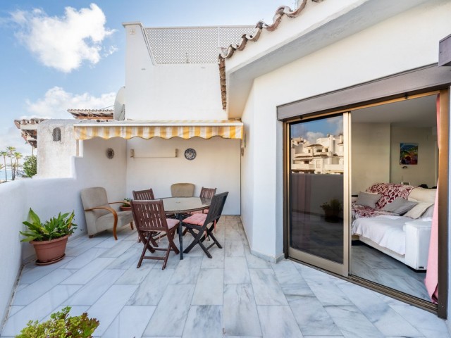 Penthouse in Elviria