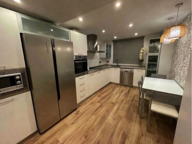 4 Bedrooms Townhouse in Marbella