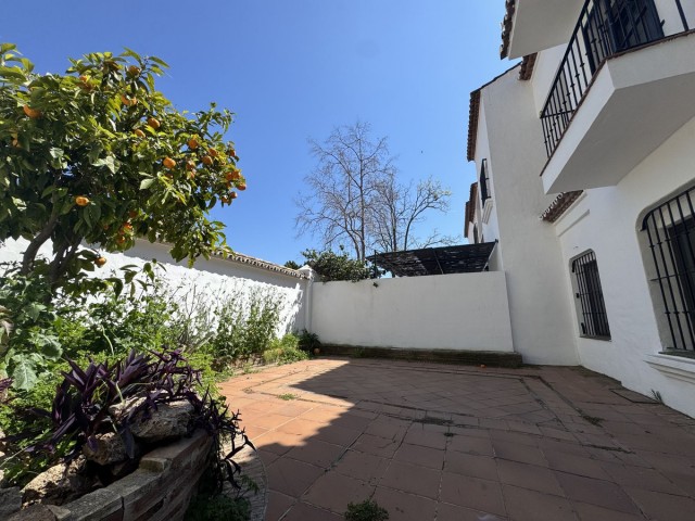 7 Bedrooms Townhouse in Marbella