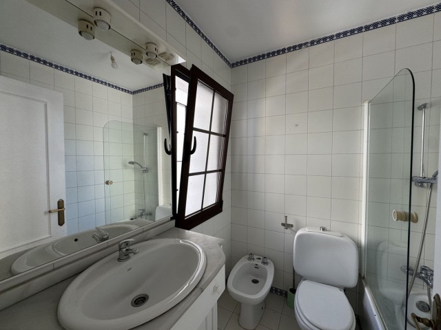 7 Bedrooms Townhouse in Marbella