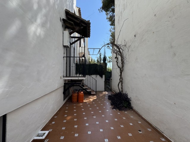 7 Bedrooms Townhouse in Marbella