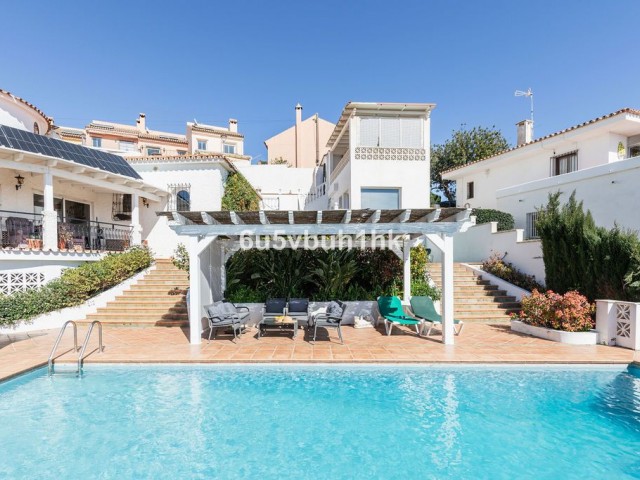 Villa avec 4 Chambres  à Torreblanca