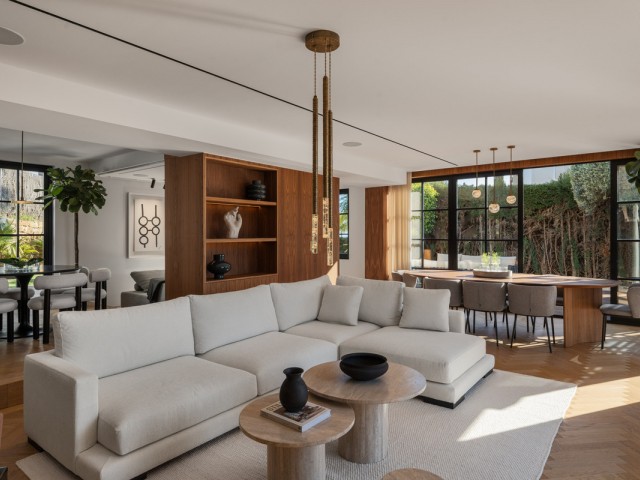 4 Bedrooms Villa in Nueva Andalucía