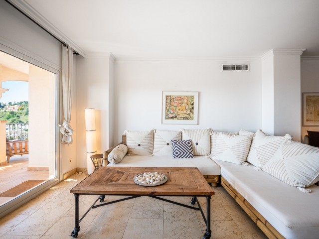 2 Bedrooms Apartment in Benalmadena