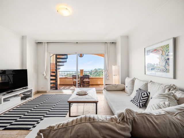 2 Bedrooms Apartment in Benalmadena