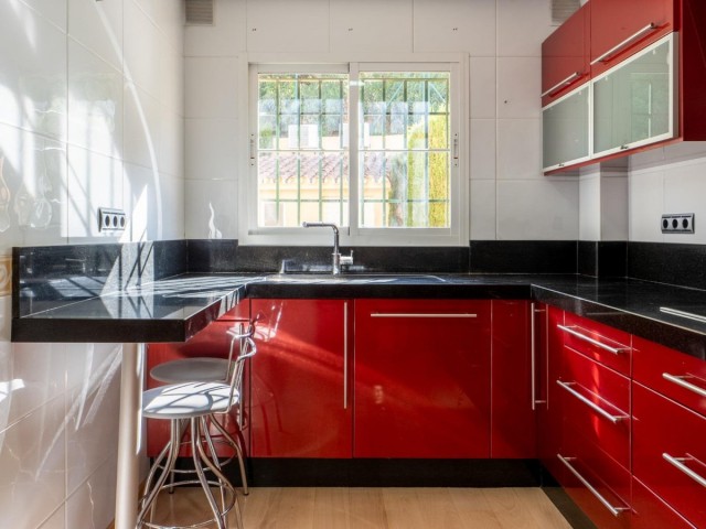 4 Bedrooms Townhouse in Los Pacos