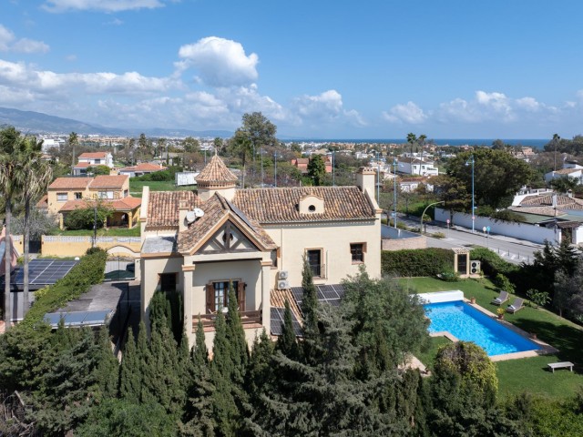 5 Schlafzimmer Villa in San Pedro de Alcántara
