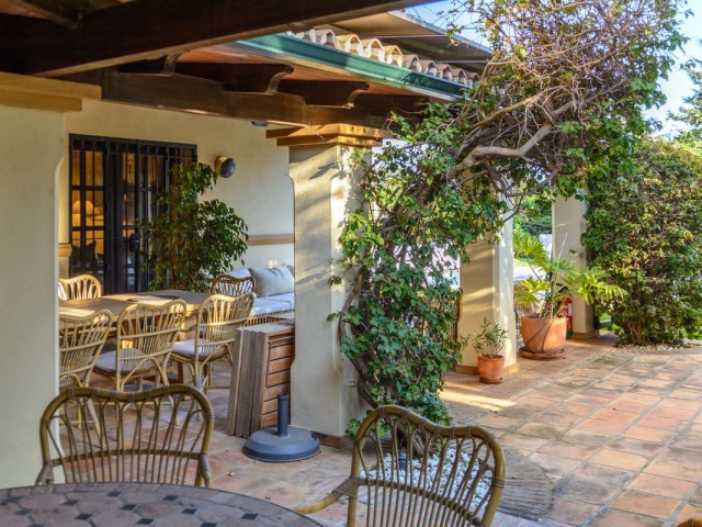 5 Schlafzimmer Villa in San Pedro de Alcántara