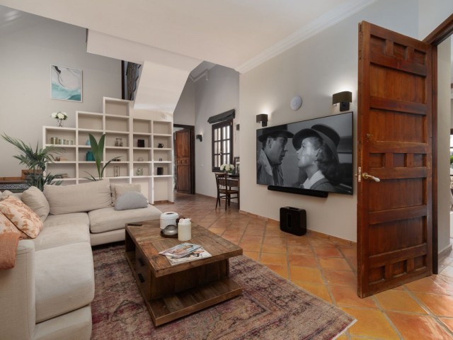 5 Bedrooms Villa in San Pedro de Alcántara