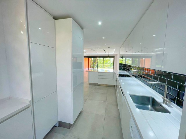 3 Soveroms Rekkehus i El Paraiso