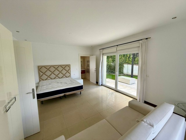 6 Soveroms Villa i Sotogrande Costa