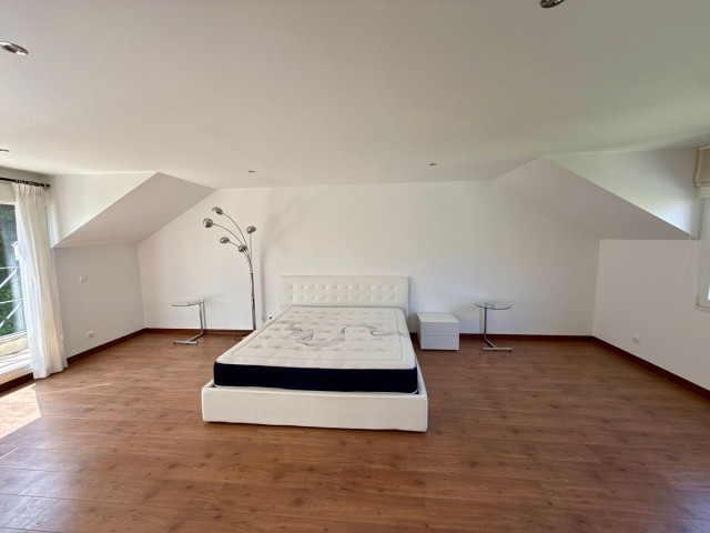 6 Soveroms Villa i Sotogrande Costa