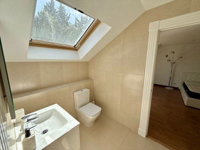 6 Soveroms Villa i Sotogrande Costa