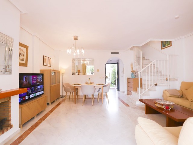 3 Bedrooms Townhouse in Marbella