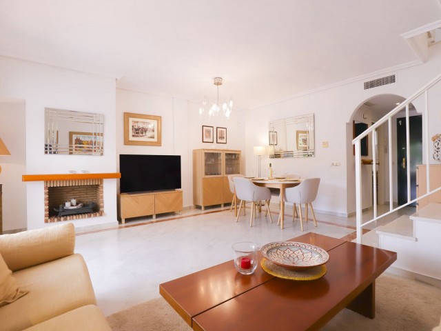 3 Bedrooms Townhouse in Marbella