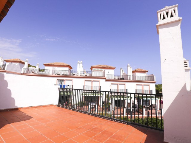 3 Bedrooms Townhouse in Marbella
