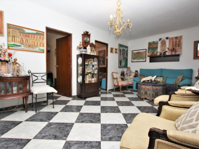 6 Bedrooms Townhouse in Marbella