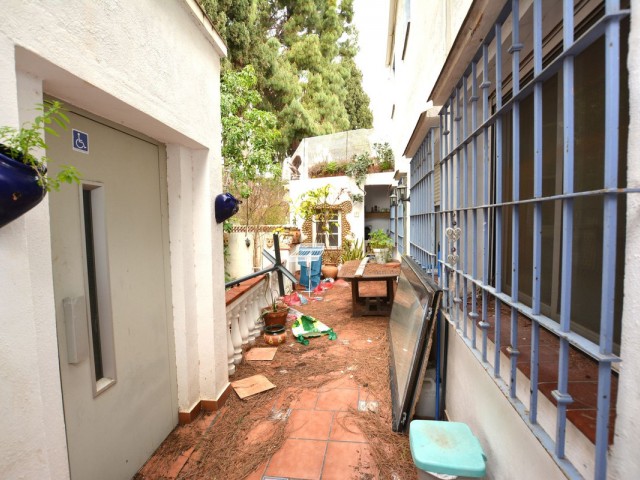 6 Bedrooms Townhouse in Marbella