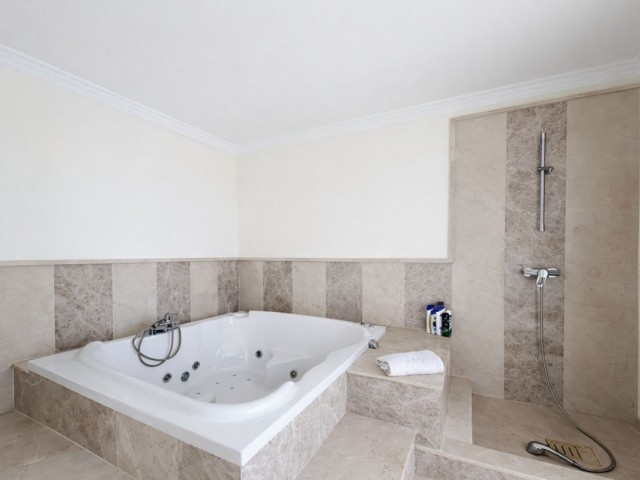 7 Slaapkamer Villa in Benahavís