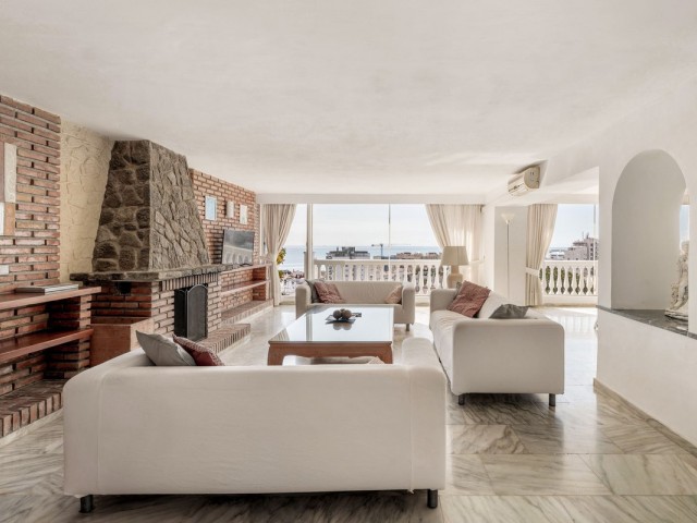 2 Bedrooms Apartment in Torremolinos