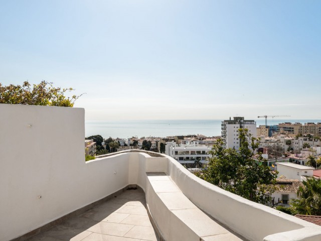 2 Bedrooms Apartment in Torremolinos