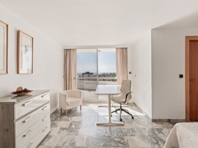 2 Bedrooms Apartment in Torremolinos