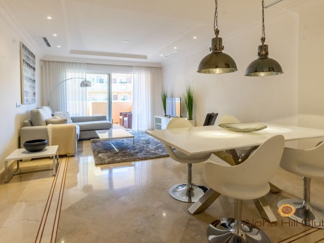 2 Schlafzimmer Apartment in Nueva Andalucía